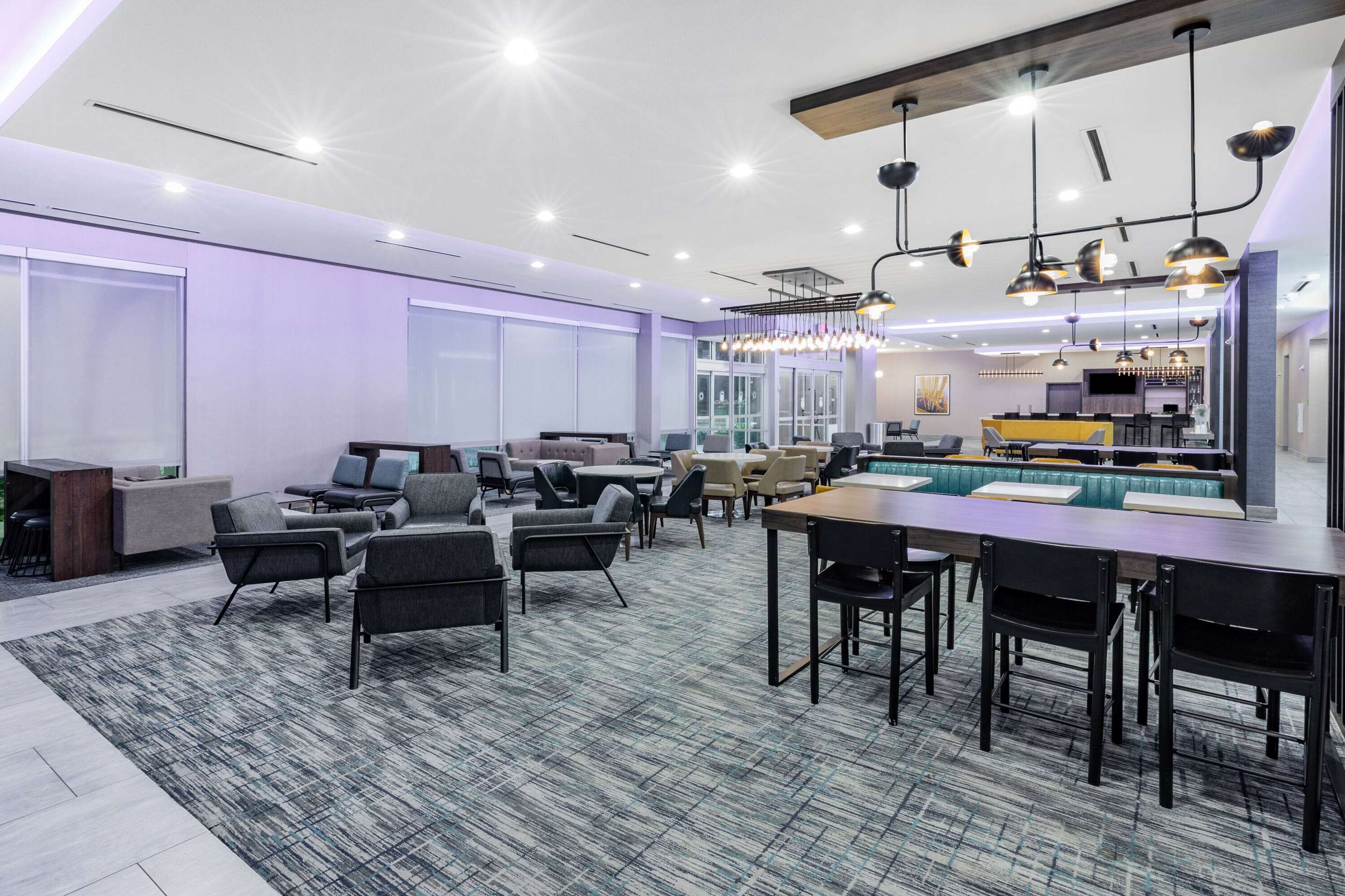 Breakfast Area | La Quinta Inn & Suites by Wyndham Texas City I 45