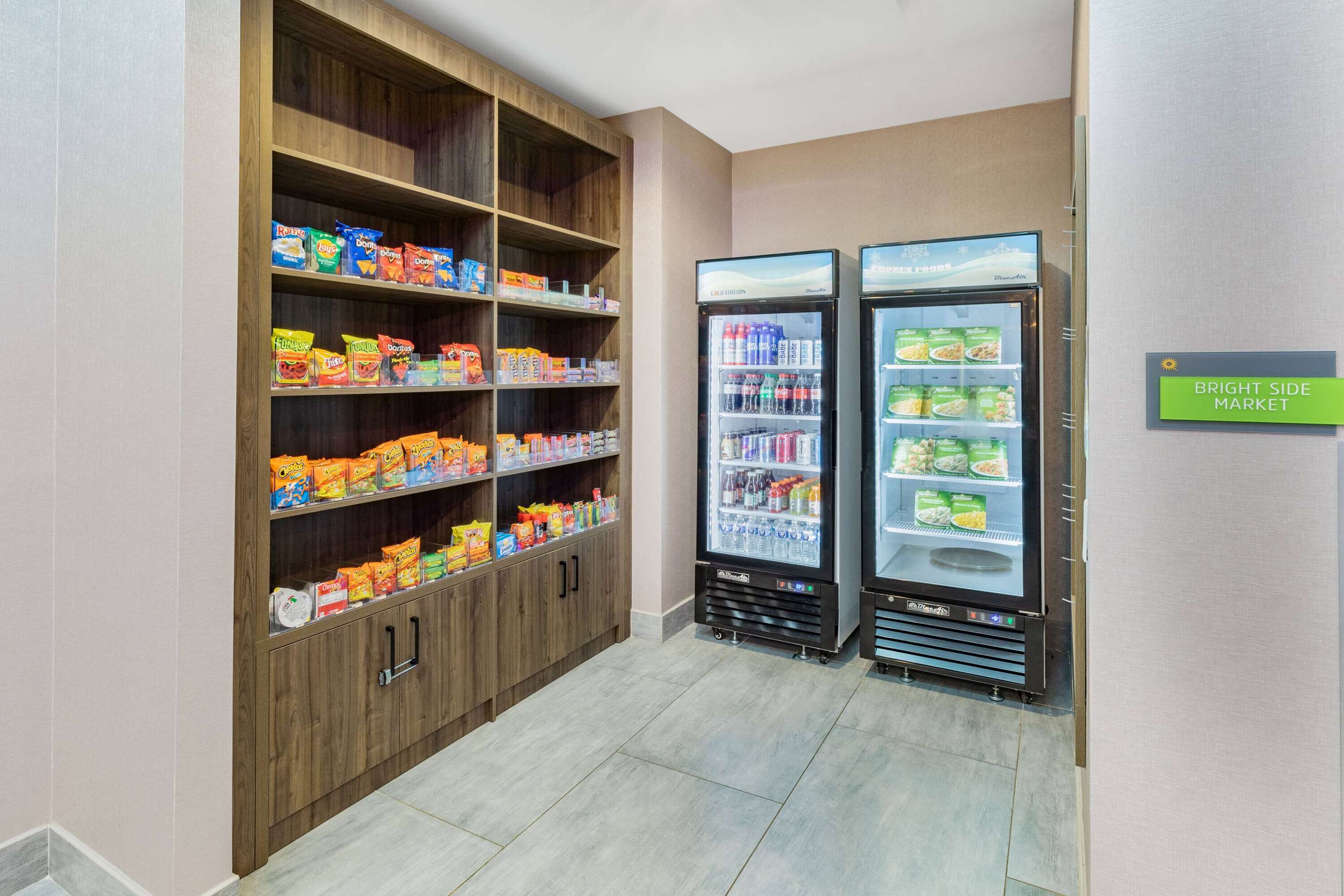 Property amenity | La Quinta Inn & Suites by Wyndham Texas City I 45