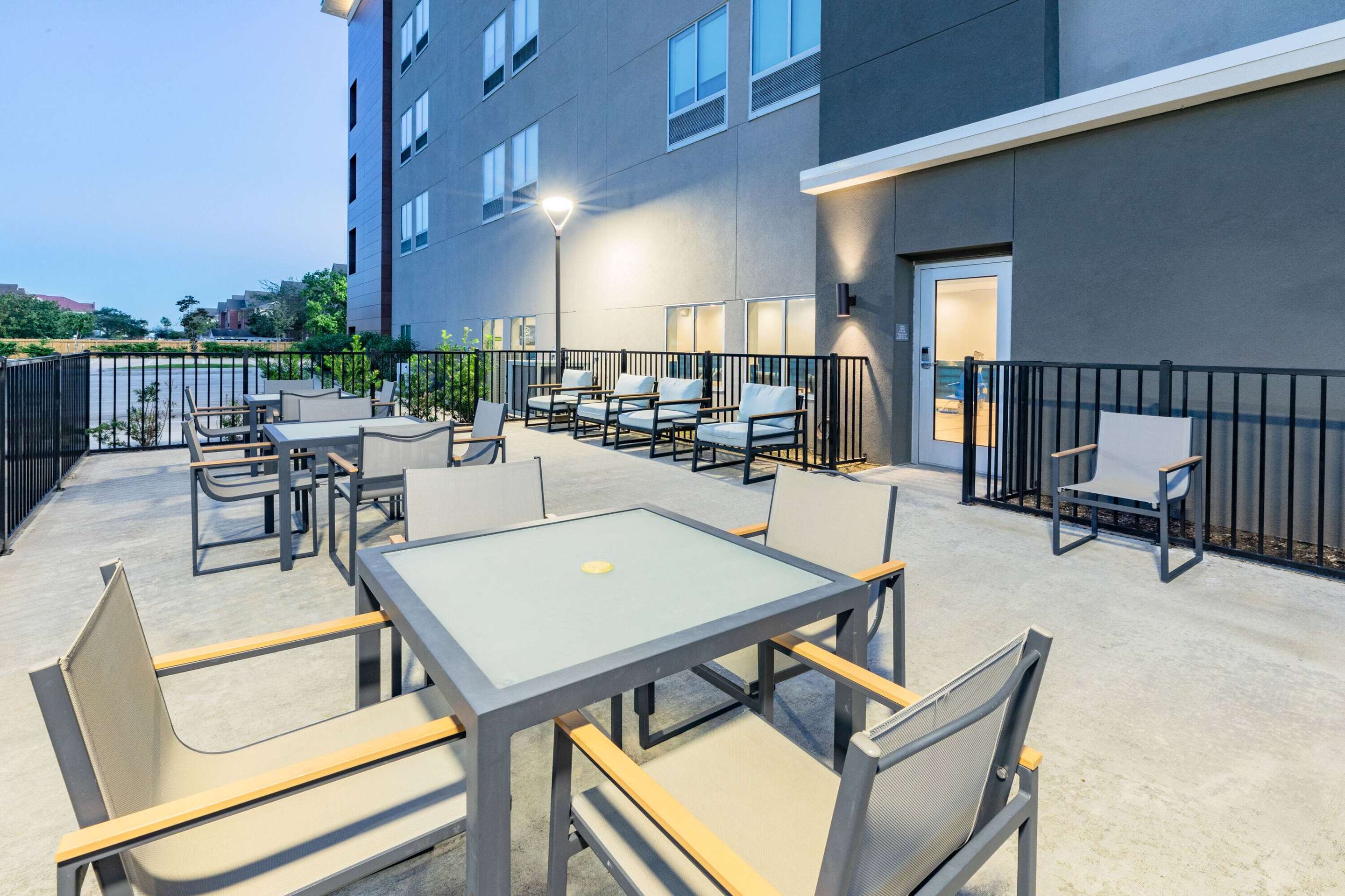 Property amenity | La Quinta Inn & Suites by Wyndham Texas City I 45