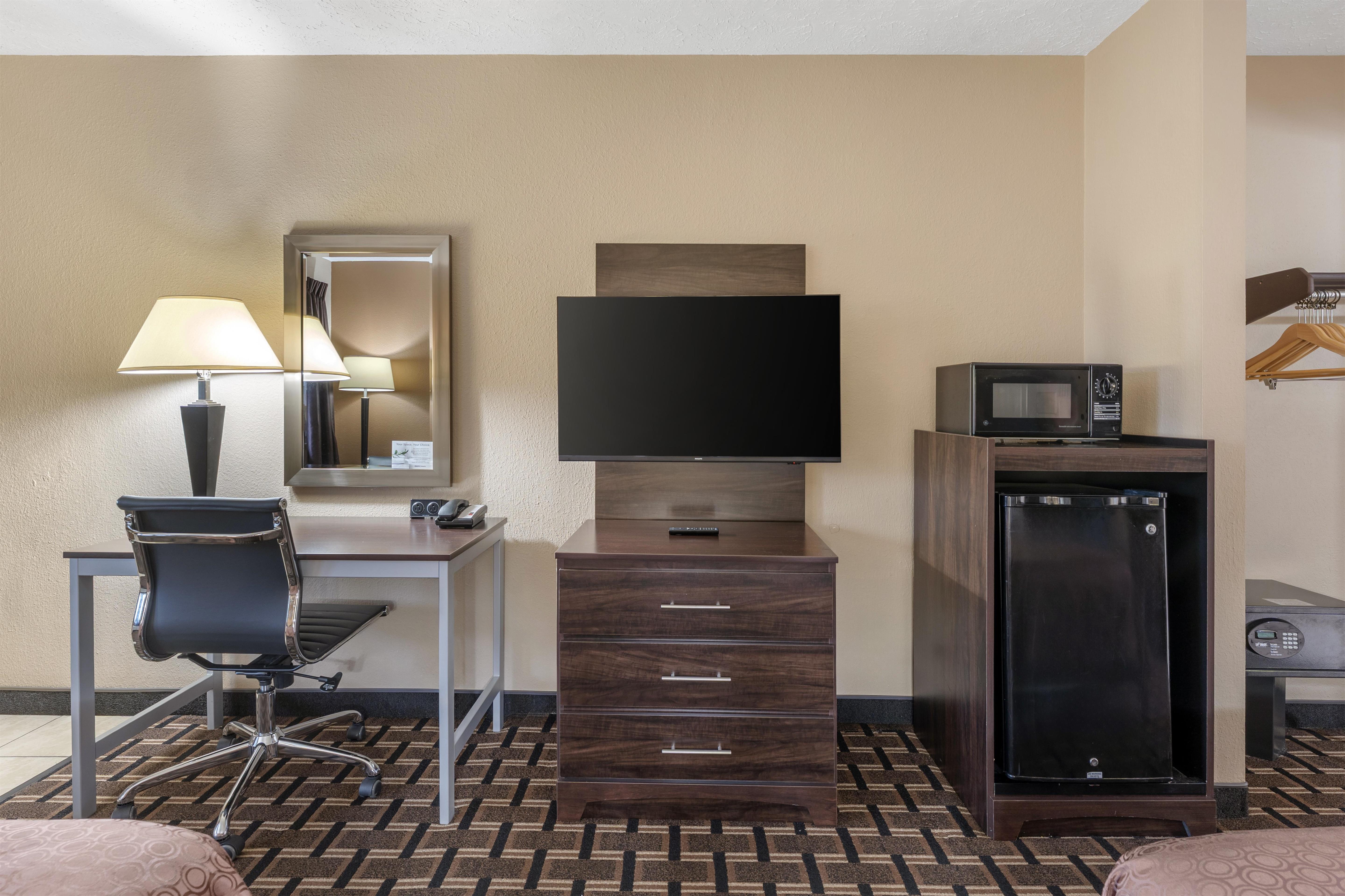 SureStay Hotel by Best Western Summersville - Tap to explore photos