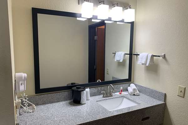  - Baymont Inn & Suites Waupun