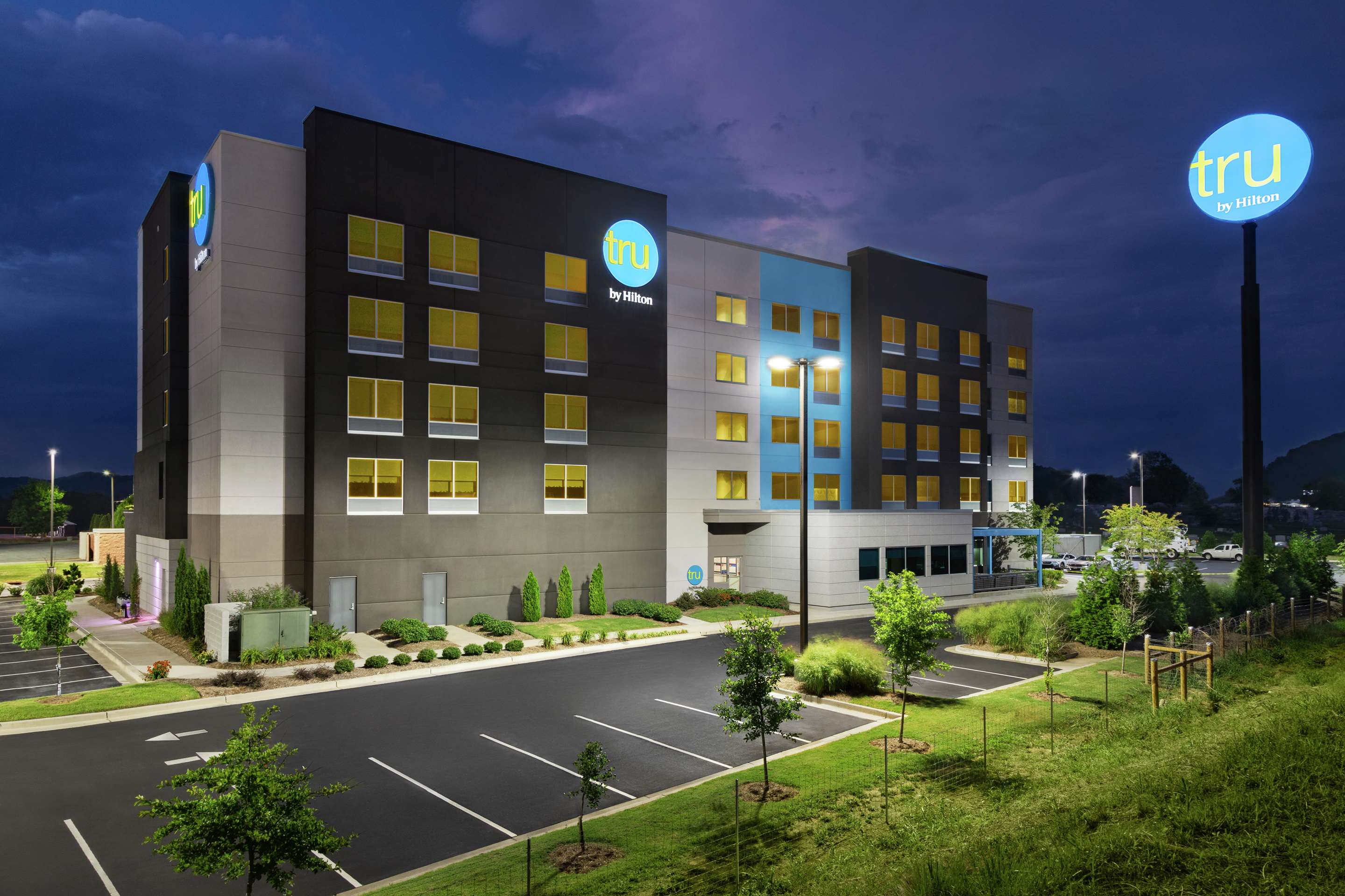 Exterior | TRU by Hilton Ringgold