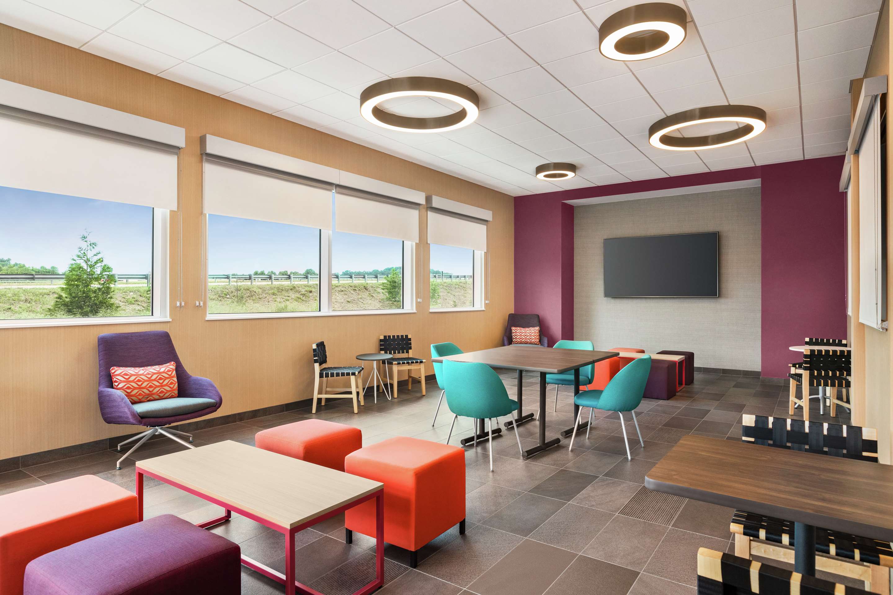 Meeting Room | TRU by Hilton Ringgold