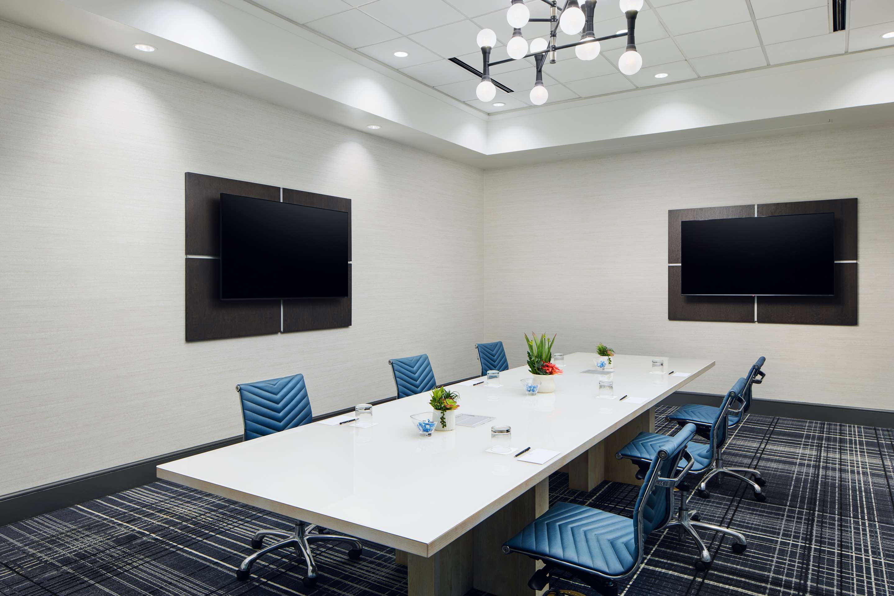 Meeting Room | Hilton Charlotte Airport