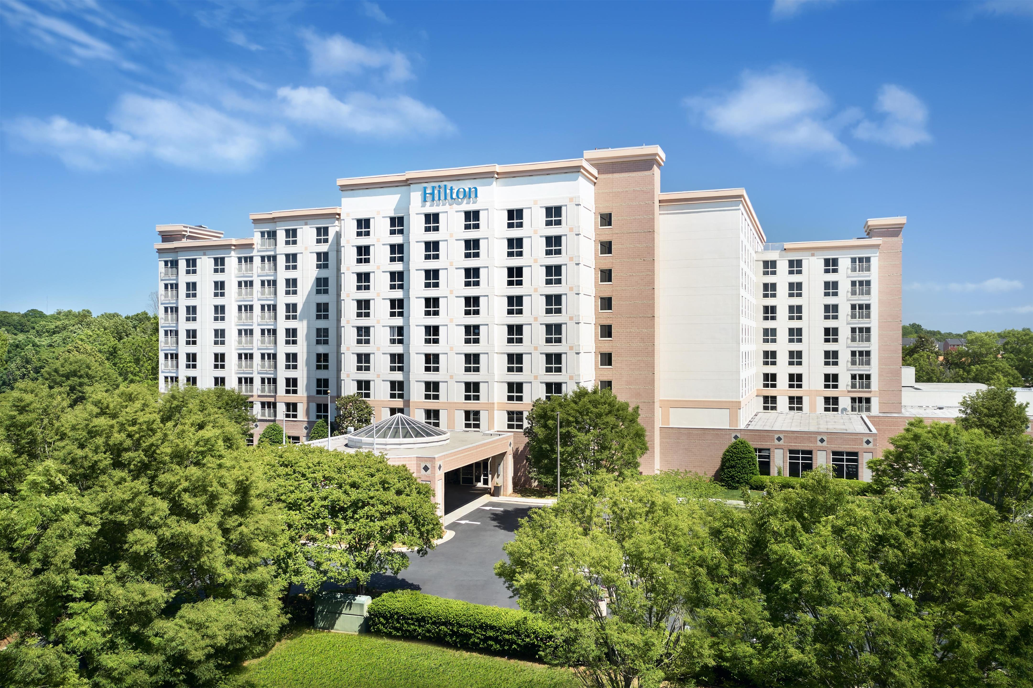 Exterior | Hilton Charlotte Airport
