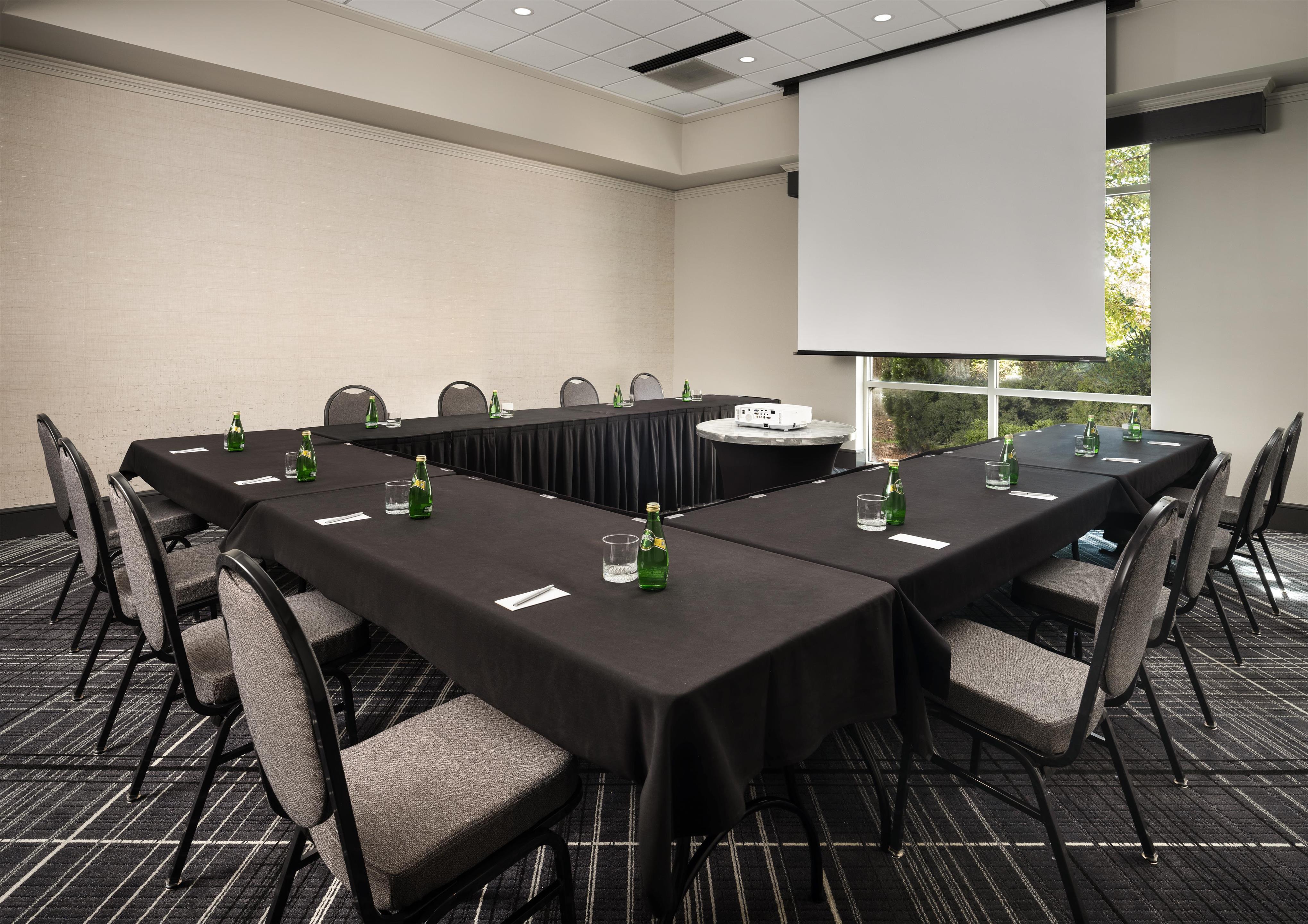 Meeting Room | Hilton Charlotte Airport