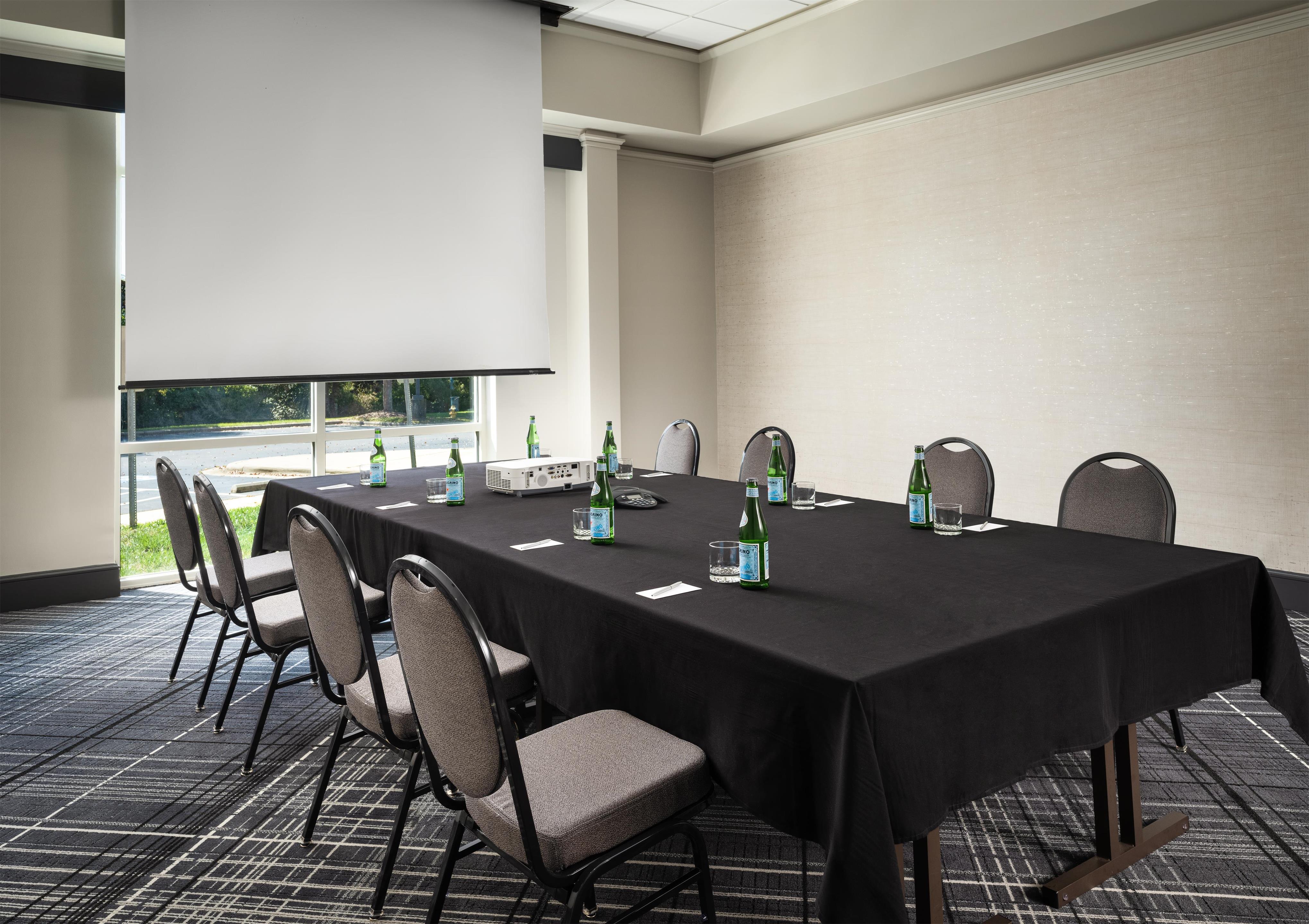 Meeting Room | Hilton Charlotte Airport
