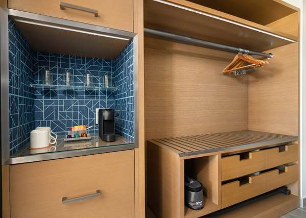  - Canopy by Hilton Hotel Frisco