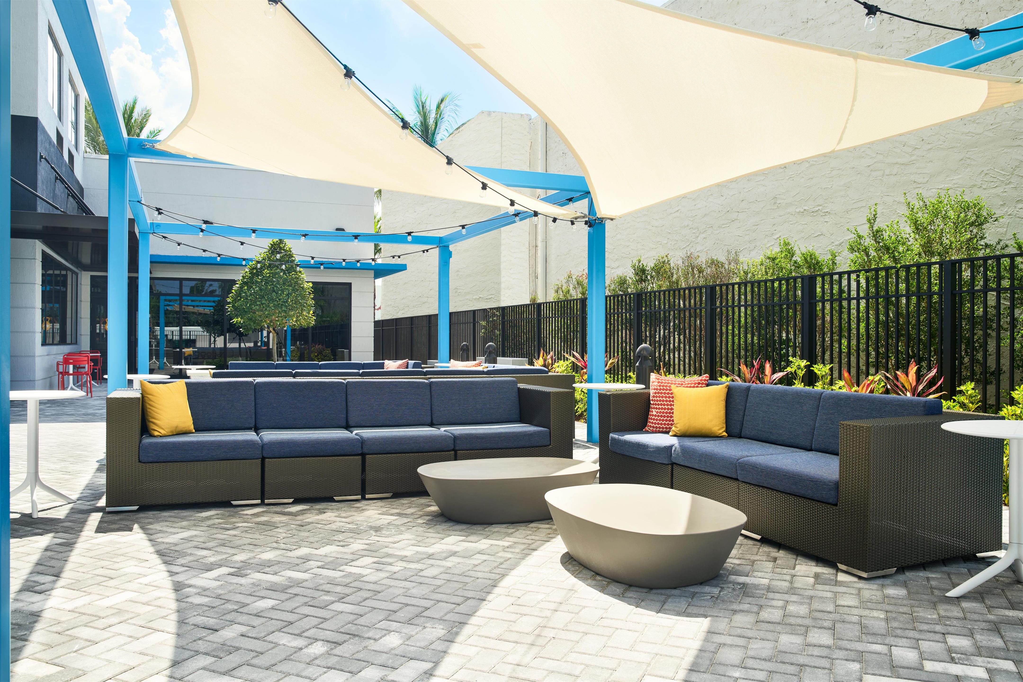 Exterior | Tru By Hilton Ft. Lauderdale Airport