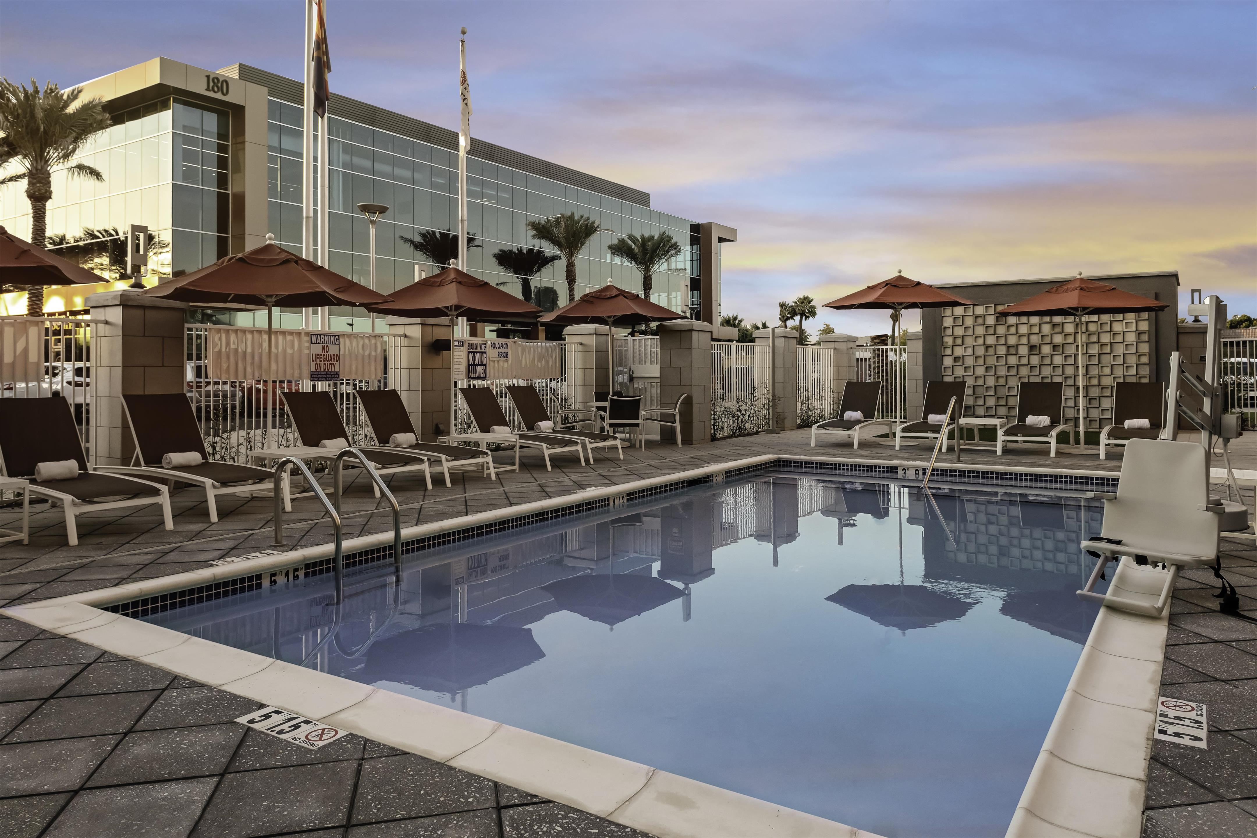 Pool | Hilton Garden Inn Chandler Downtown