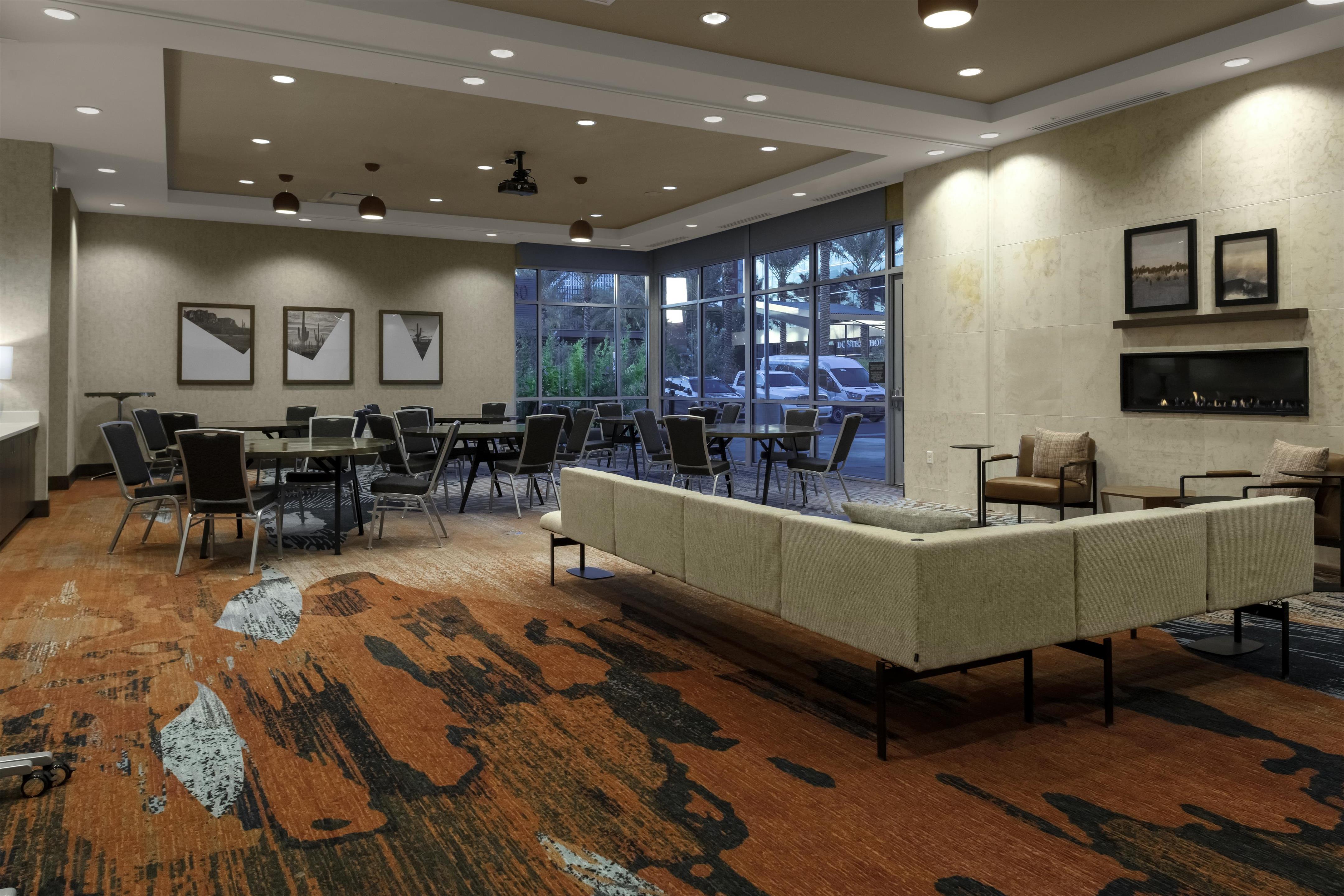 Meeting Room | Hilton Garden Inn Chandler Downtown