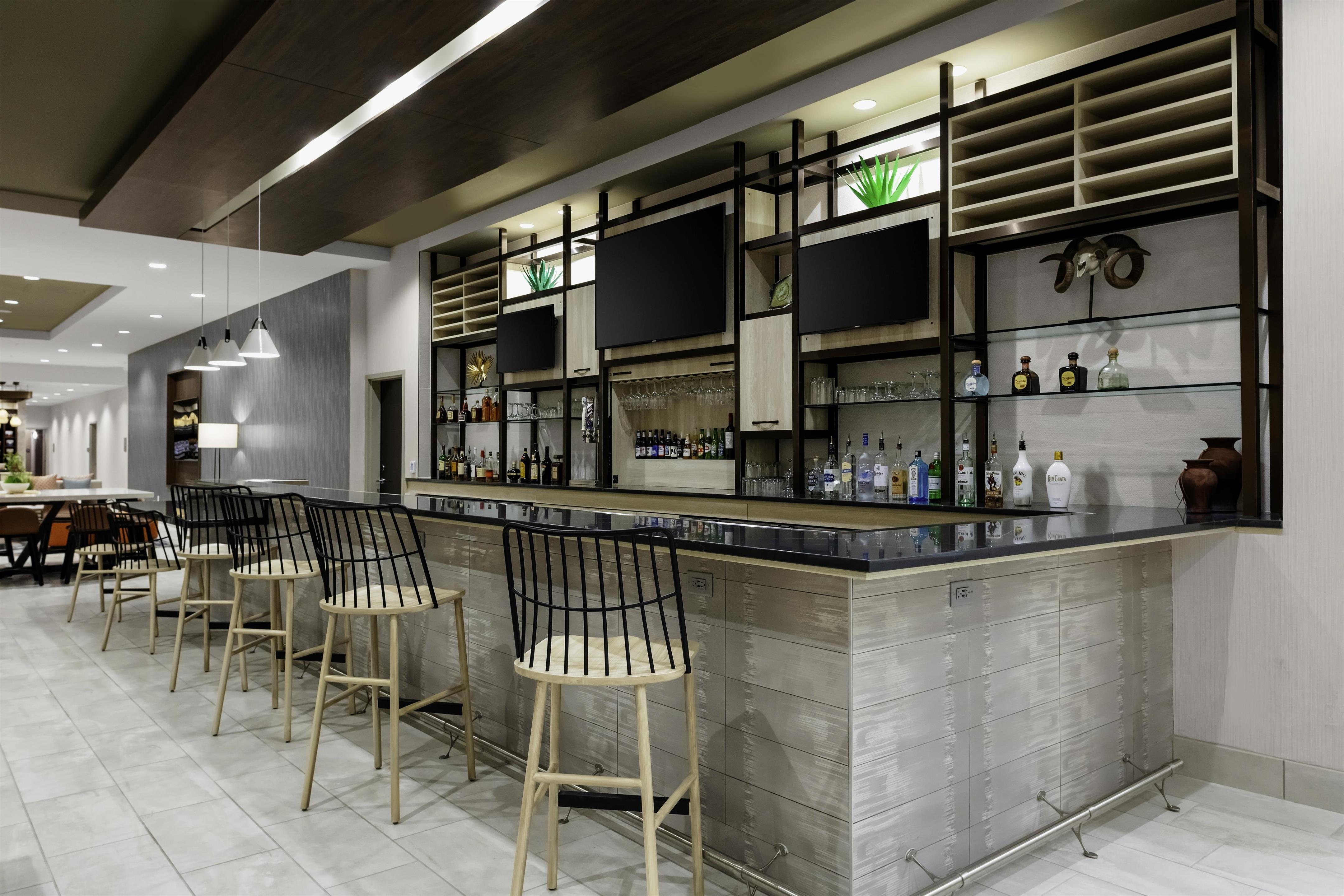 BarLounge | Hilton Garden Inn Chandler Downtown
