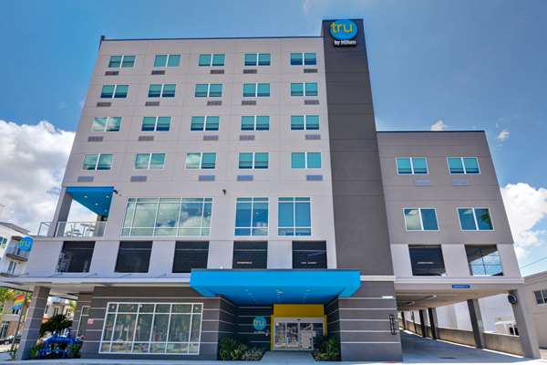 Exterior view - Tru by Hilton Hotel Downtown St Petersburg