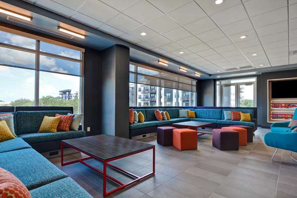  - Tru by Hilton Hotel Downtown St Petersburg