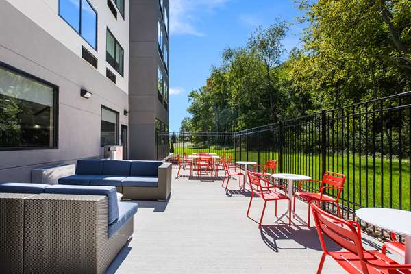 Exterior view - Tru by Hilton Stevensville - I-94, Exit 23