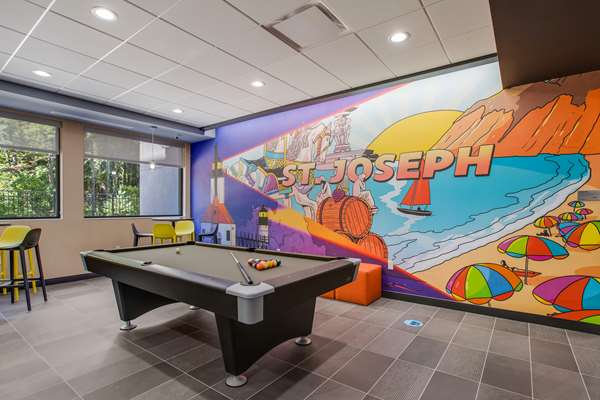 Recreation - Tru by Hilton Stevensville - I-94, Exit 23