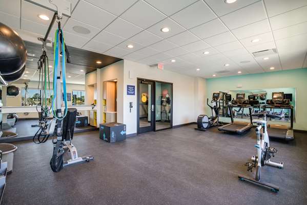 Fitness/ Exercise Room - Tru by Hilton Stevensville - I-94, Exit 23