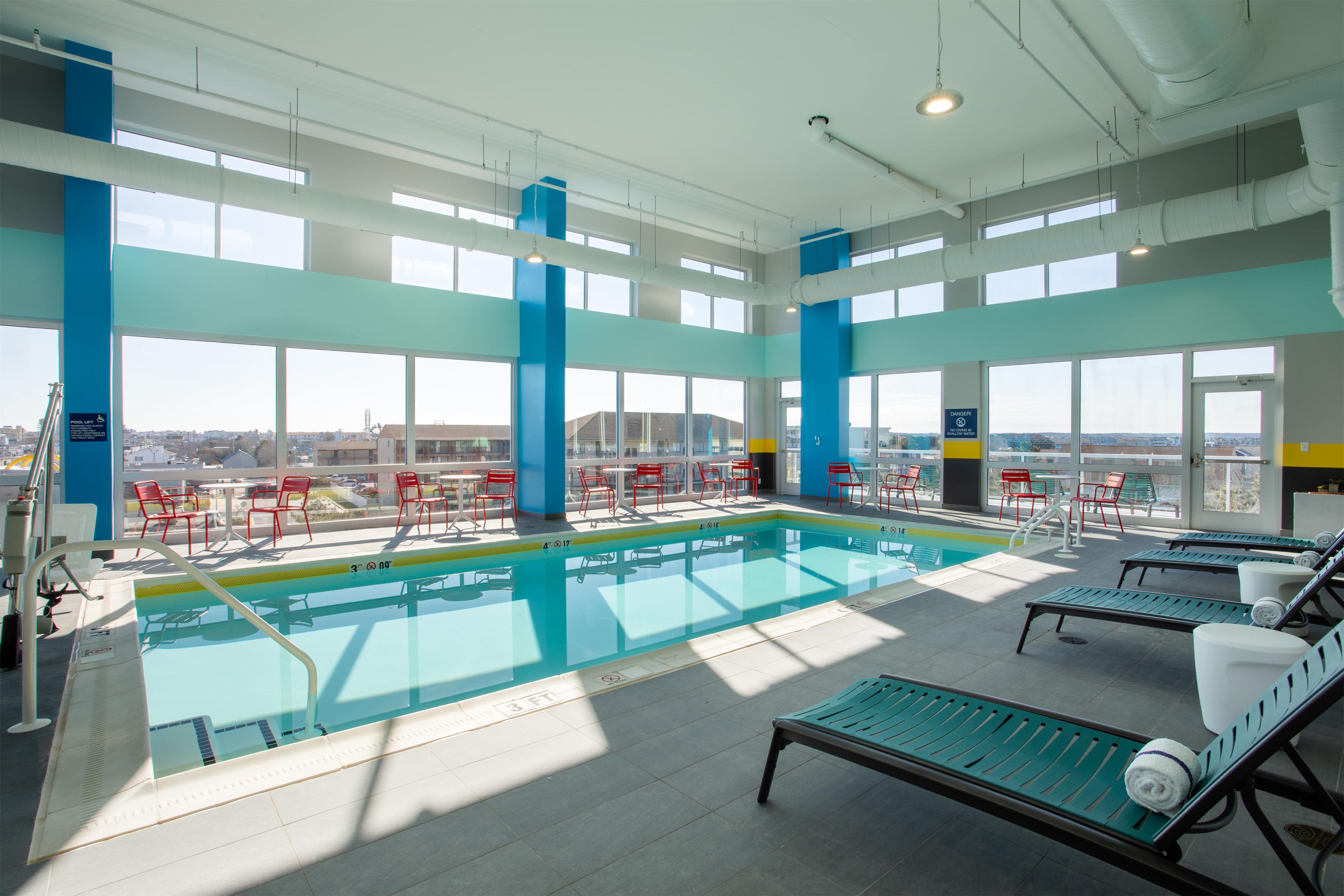 Pool | Tru by Hilton Ocean City Bayside