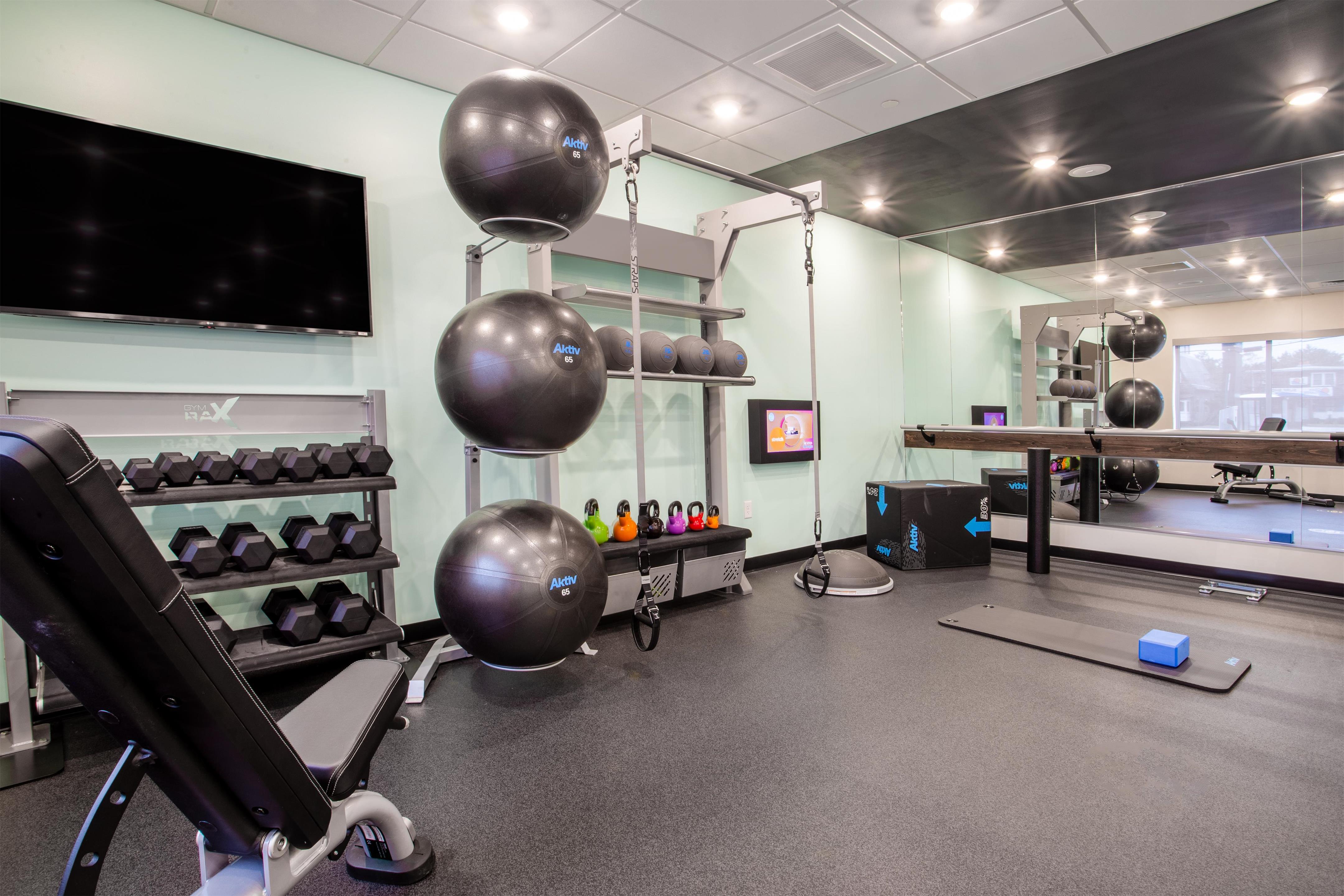 Health club fitness center gym | Tru by Hilton Ocean City Bayside