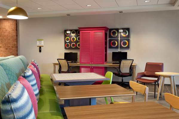 Conference Area - Home2 Suites by Hilton Lewes