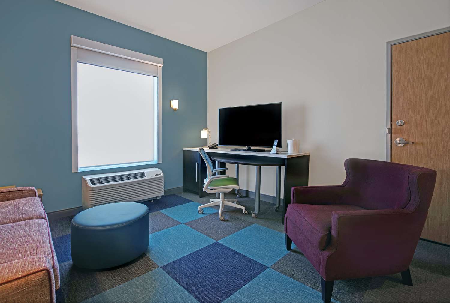 Home2 Suites by Hilton Pivot Point Yuma, AZ See Discounts