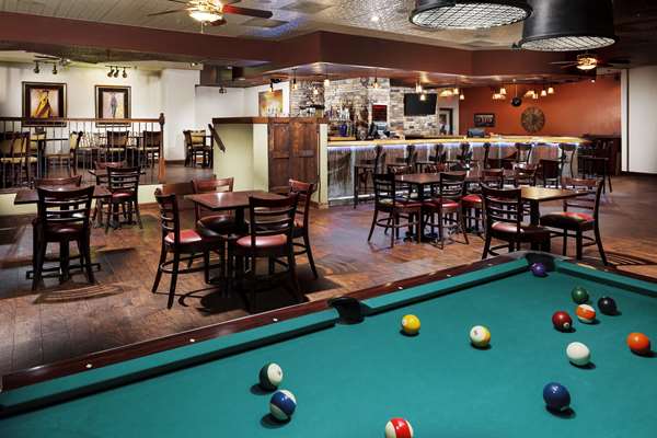 Bar - Roosevelt Grand Dakota Hotel Dickinson