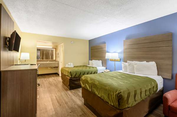 Suite - Quality Inn East New Orleans - I-10, Exit 244