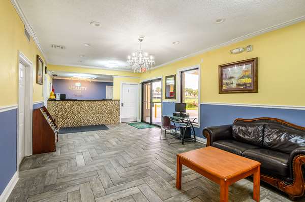  - Quality Inn East New Orleans - I-10, Exit 244