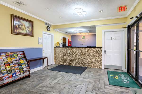  - Quality Inn East New Orleans - I-10, Exit 244