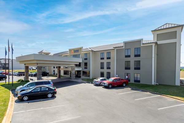 Exterior view - Comfort Inn & Suites Greer