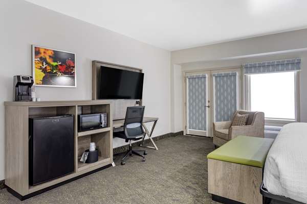  - Best Western Plus Inn & Suites Pigeon Forge