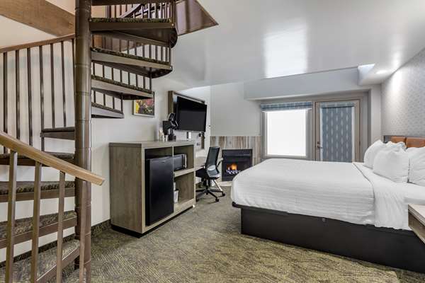  - Best Western Plus Inn & Suites Pigeon Forge