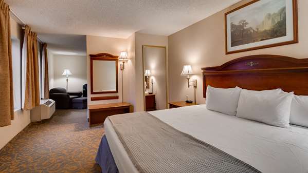  - SureStay Plus by Best Western Cheyenne - I-25, Exit 9