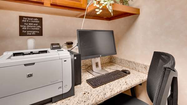 Conference Area - SureStay Plus by Best Western Cheyenne - I-25, Exit 9