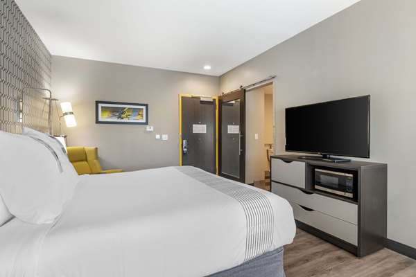  - GLo Best Western Savannah - I-95, Exit 94