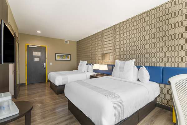  - GLo Best Western Pooler Hotel