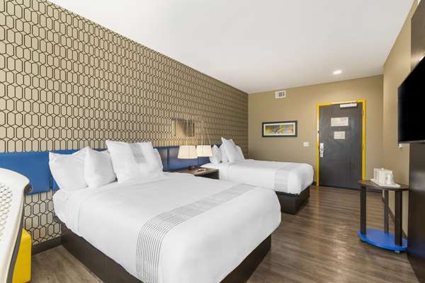  - GLo Best Western Pooler Hotel