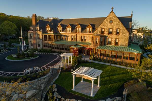 Exterior view - Abbey Inn & Spa Peekskill