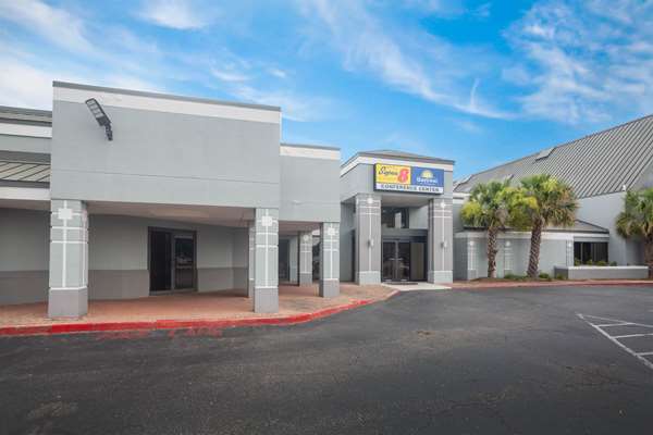 Exterior view - Super 8 Motel Mobile - I-65, Exit 3