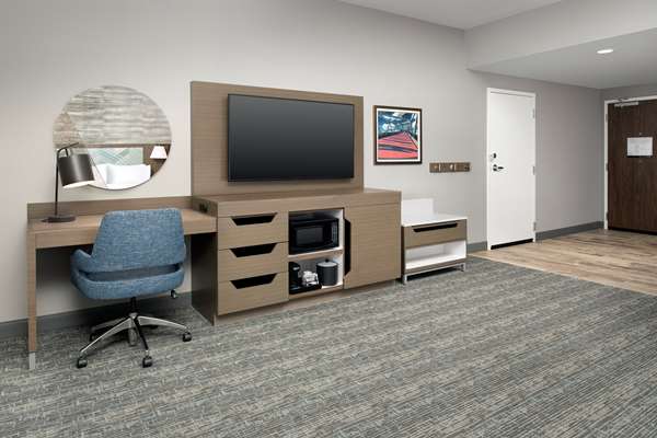  - Hampton Inn Airport Chelsea