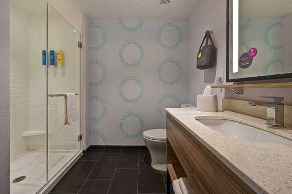  - Tru by Hilton Mooresville - I-77, Exit 31