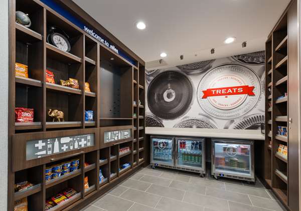 Restaurant - Hampton Inn Niles