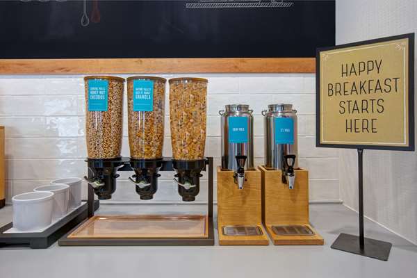 Amenities - Hampton Inn & Suites Deptford