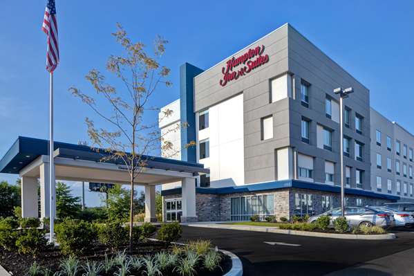 Exterior view - Hampton Inn & Suites Deptford
