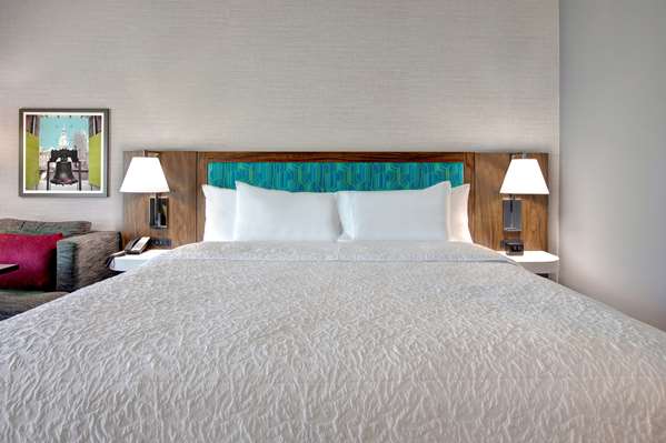  - Hampton Inn & Suites Deptford