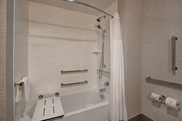  - Hampton Inn & Suites Deptford