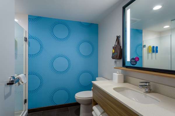  - Tru by Hilton Hotel Christiansburg