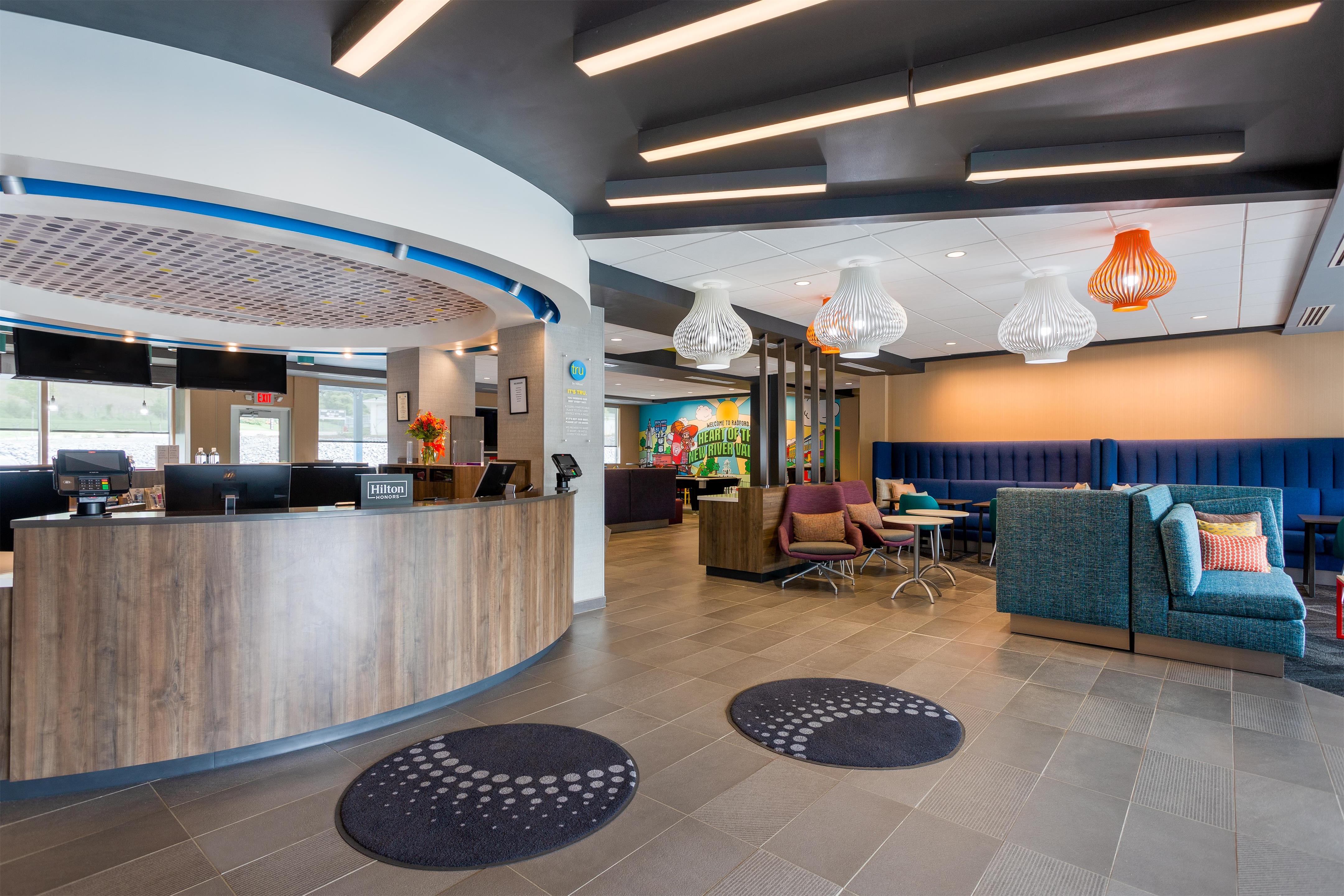 Reception | Tru by Hilton Radford, VA