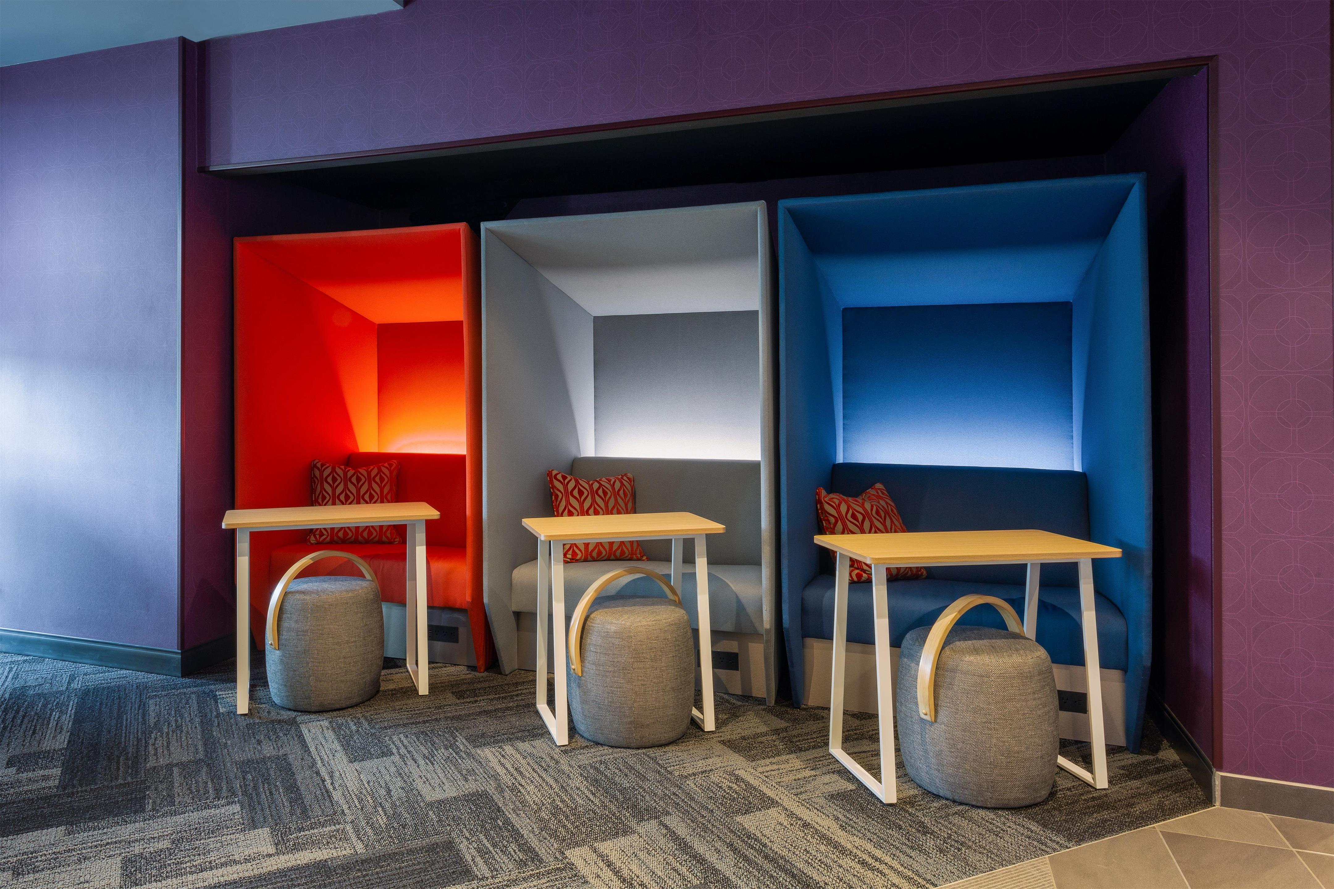 Meeting Room | Tru by Hilton Radford, VA