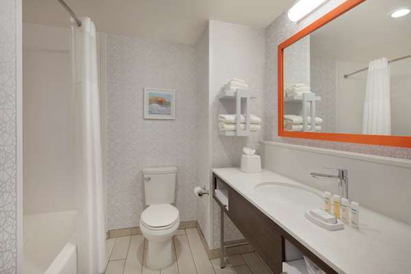  - Hampton Inn West Santa Cruz